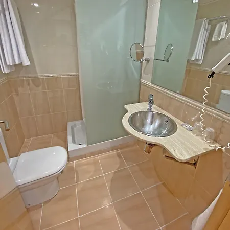 Plaza 3* Figueres (Girona)