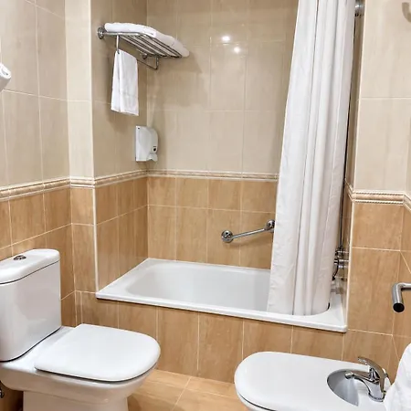 Hotel Plaza Figueres (Girona)