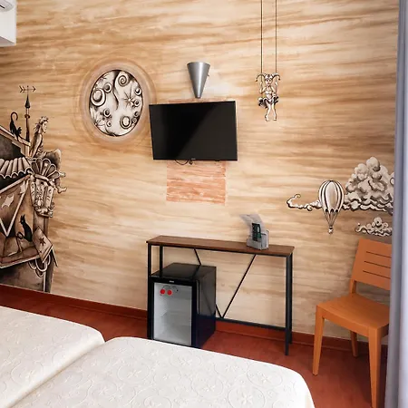 Hotel Plaza 3*